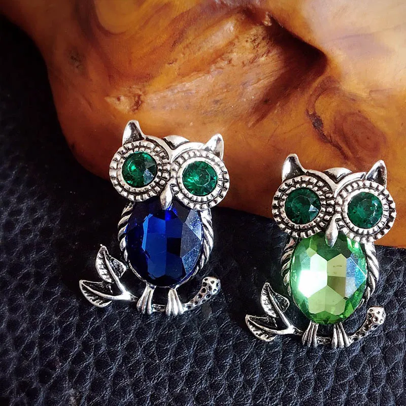 Fashion Delicate Owl Brooches Korean Trendy Zinc Alloy Imitation Rhinestone Blue Brooch Badge Pin Female Man Gifts Accessories
Fashion Delicate Owl Brooches Korean Trendy Zinc Alloy Imitation Rhinestone Blue Brooch Badge Pin Female Man Gifts Accessories