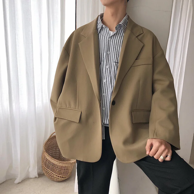 2021 Men's Fashion Outerwear Blazers Male Single Western Clothes 3 Color Suit Jackets Loose High Quality Fabrics Coats Size M-xl
2021 Men's Fashion Outerwear Blazers Male Single Western Clothes 3 Color Suit Jackets Loose High Quality Fabrics Coats Size M-xl
