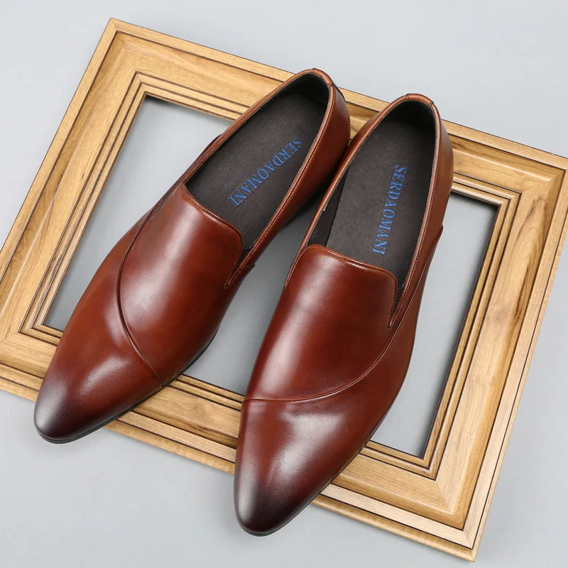 Summer men's British pointed-toe leather shoes, brown-black men's business casual shoes, men's banquet dress shoes
Summer men's British pointed-toe leather shoes, brown-black men's business casual shoes, men's banquet dress shoes