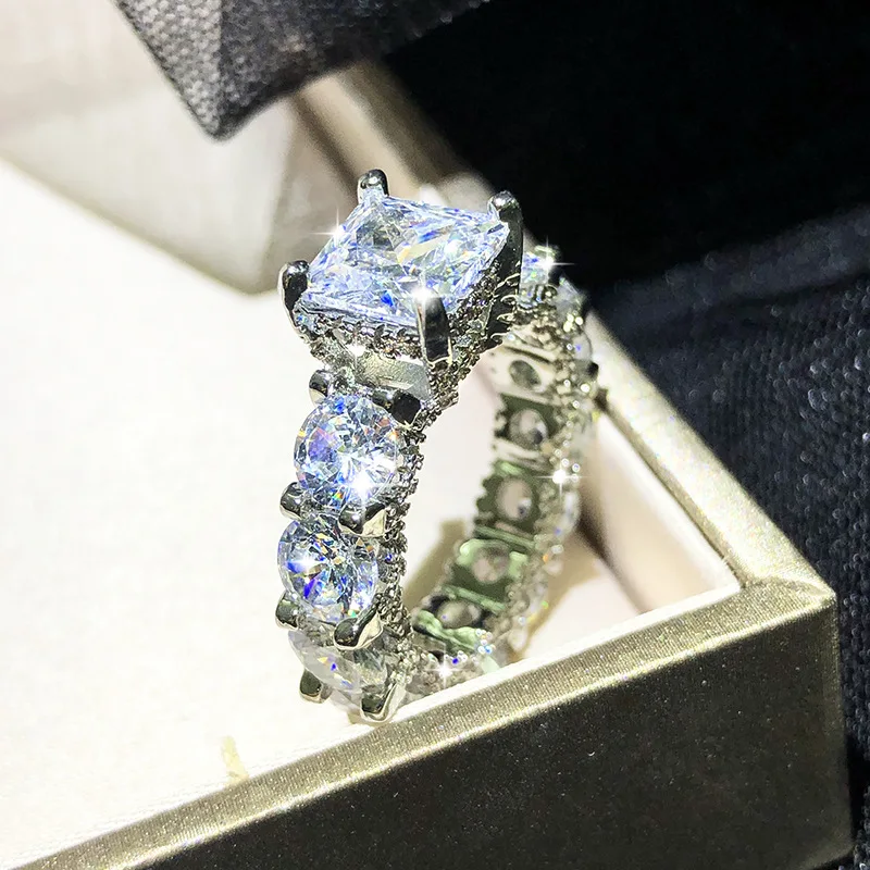 Dazzling Square Cut Zircon Rings 925 Sterling Silver Engagement Wedding Band Rings for Women Bridal Fashion Jewelry 2020 New
Dazzling Square Cut Zircon Rings 925 Sterling Silver Engagement Wedding Band Rings for Women Bridal Fashion Jewelry 2020 New