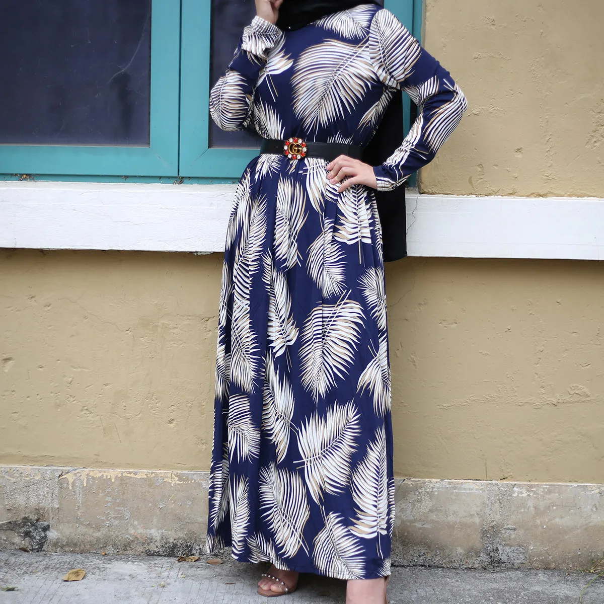 Muslim Dubai Kaftan Abaya Dress Women Print Lace-up Kimono Hijab Dresses Moroccan Arab Turkey Cloting Kimono Jubah Long Robe New
Muslim Dubai Kaftan Abaya Dress Women Print Lace-up Kimono Hijab Dresses Moroccan Arab Turkey Cloting Kimono Jubah Long Robe New