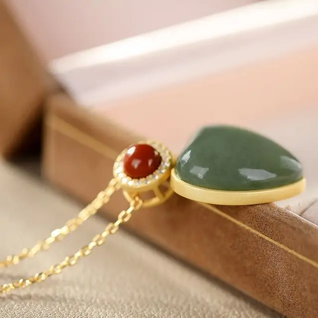 Sterling Silver Inlaid Hotian Jade Pendant Women's Gray Jade Necklace Southern Red Agate Love Heart-Shaped Elegant Light Luxury
Sterling Silver Inlaid Hotian Jade Pendant Women's Gray Jade Necklace Southern Red Agate Love Heart-Shaped Elegant Light Luxury