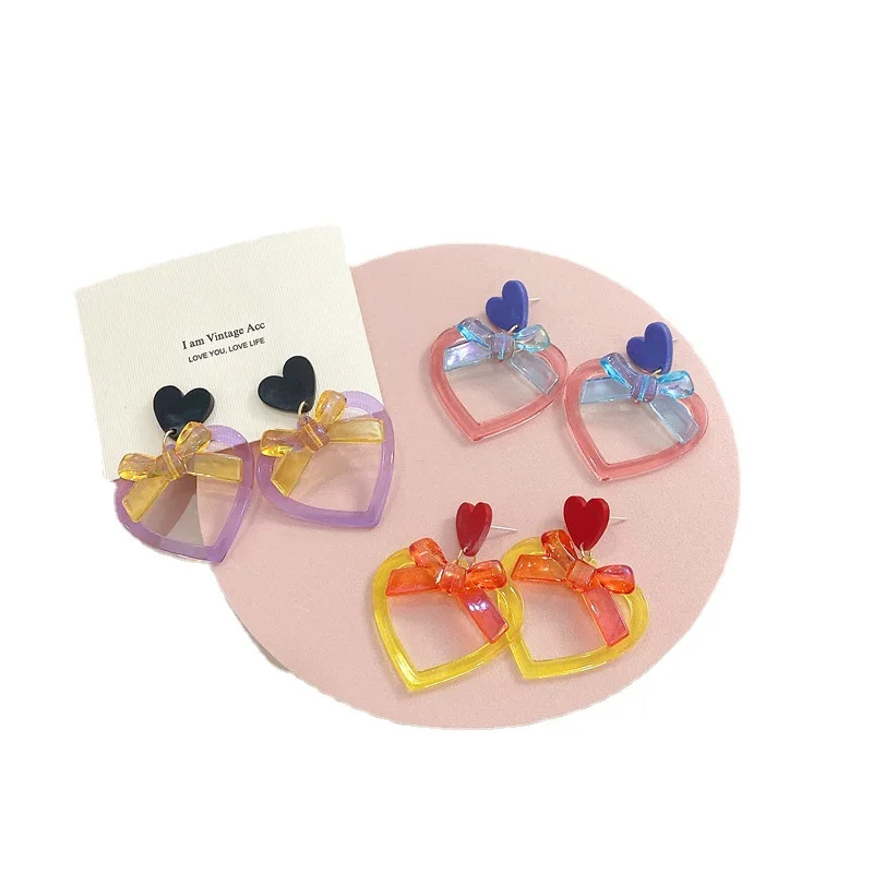 Minar Vintage Hollow Arcylic Love Heart Drop Earrings for Women Candy Color Resin Bowknot Hanging Dangle Earrings Oorbellen 2021
Minar Vintage Hollow Arcylic Love Heart Drop Earrings for Women Candy Color Resin Bowknot Hanging Dangle Earrings Oorbellen 2021