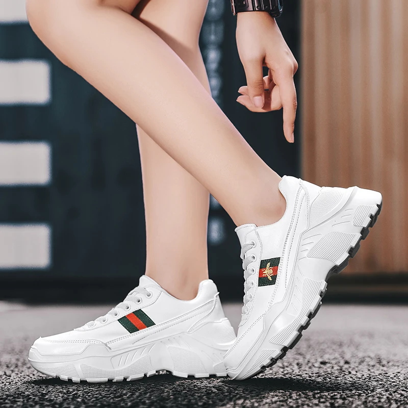 2020 new Women casual shoes couple shoes new fashion breathable running shoes flat bottom thick bottom sports shoes women shoes
2020 new Women casual shoes couple shoes new fashion breathable running shoes flat bottom thick bottom sports shoes women shoes