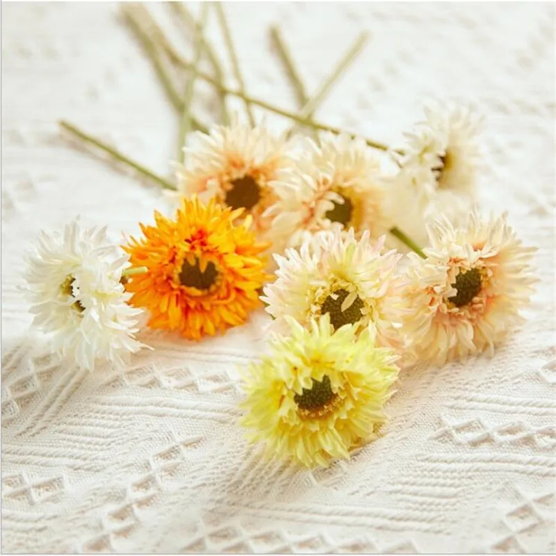 3pc Brushed Gerbera Artificial Flower Fulang Chrysanthemum Small Daisy Silk Fake Flowers For DIY Home Garden Party Wedding Decor
3pc Brushed Gerbera Artificial Flower Fulang Chrysanthemum Small Daisy Silk Fake Flowers For DIY Home Garden Party Wedding Decor