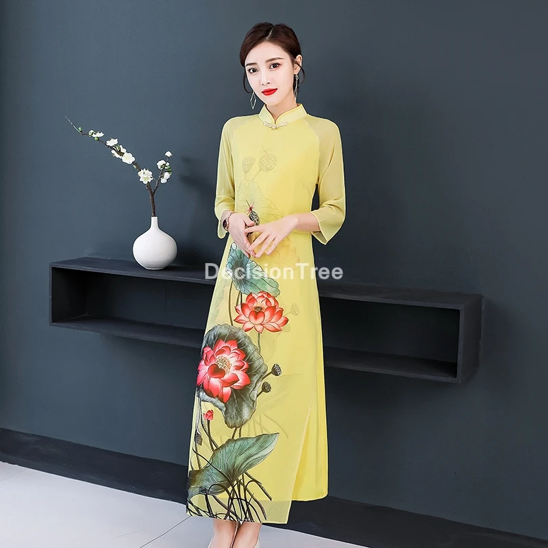 2022 women chinese style cheongsam aodai floral print wedding party evening dress half sleeve dress qipao elegant party dress
2022 women chinese style cheongsam aodai floral print wedding party evening dress half sleeve dress qipao elegant party dress