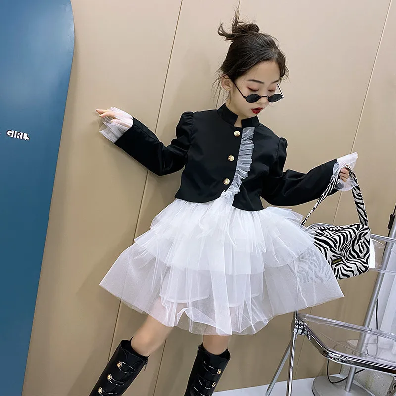 Girls' suit 2021 spring new Korean girl mesh splicing jacket and puffy skirt two-piece suit
Girls' suit 2021 spring new Korean girl mesh splicing jacket and puffy skirt two-piece suit