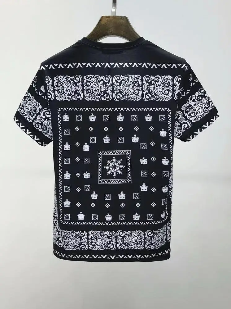 & Топы WZ12305Fashion мужские футболки 2021 Подиумные роскошные известные брендовые европейские дизайнерские короткие футболки с принтом для вечер...
& Топы WZ12305Fashion мужские футболки 2021 Подиумные роскошные известные брендовые европейские дизайнерские короткие футболки с принтом для вечер...