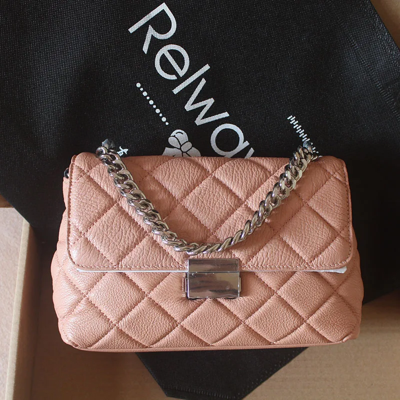 Genuine leather shoulder bag chain check fashion head layer cowhide women messenger bag lovely coral pink lock small party bag
Genuine leather shoulder bag chain check fashion head layer cowhide women messenger bag lovely coral pink lock small party bag