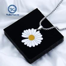 Trendy Elegant Daisy Flower Pendant Necklace Women Men Jewelry Charm Daisy Necklace Korean Popular Gift High Quality Accessories