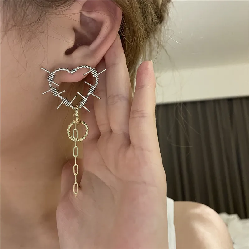 Fashion Punk Hip Hop Metallic Heart Circle Long Earrings Personality New Jewelry Big pendientes
Fashion Punk Hip Hop Metallic Heart Circle Long Earrings Personality New Jewelry Big pendientes