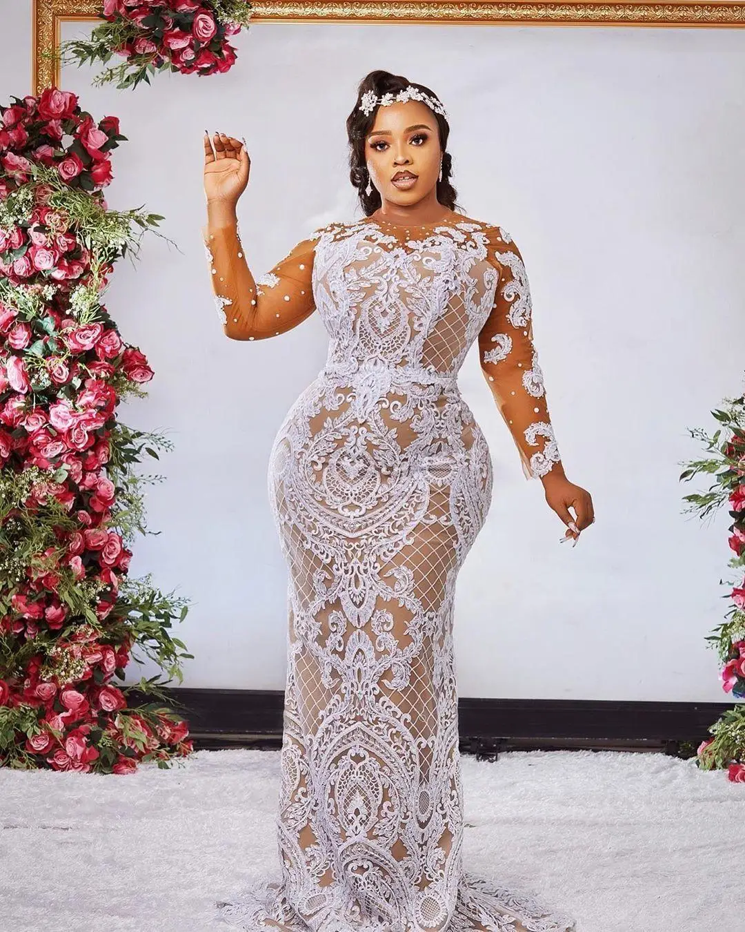 Champagne Mermaid Wedding Dresses Bridal Gowns Jewel Neck Long Sleeves White Lace Appliques Beads Corset Back Plus Size robe de
Champagne Mermaid Wedding Dresses Bridal Gowns Jewel Neck Long Sleeves White Lace Appliques Beads Corset Back Plus Size robe de