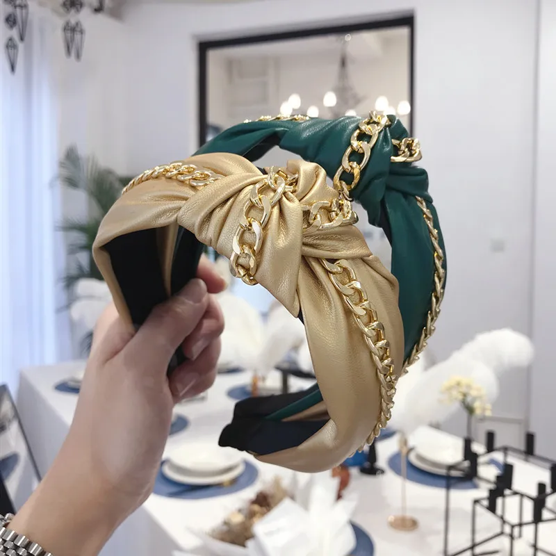 2020 new punk chain knotted wide-brimmed hair band, high quality PU leather hair band fashionable female hair accessories
2020 new punk chain knotted wide-brimmed hair band, high quality PU leather hair band fashionable female hair accessories