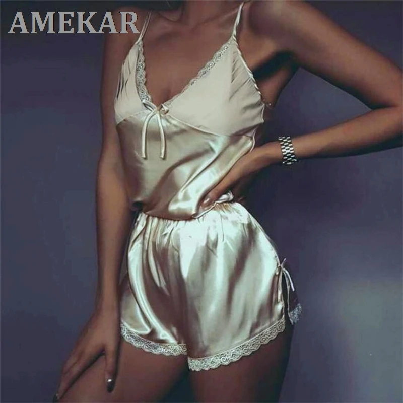 Women Sexy Lingerie set Lace Crop Top shorts pajamas set Sleepwear Satin pijama Nightwear pyjama femme Night suit
Women Sexy Lingerie set Lace Crop Top shorts pajamas set Sleepwear Satin pijama Nightwear pyjama femme Night suit