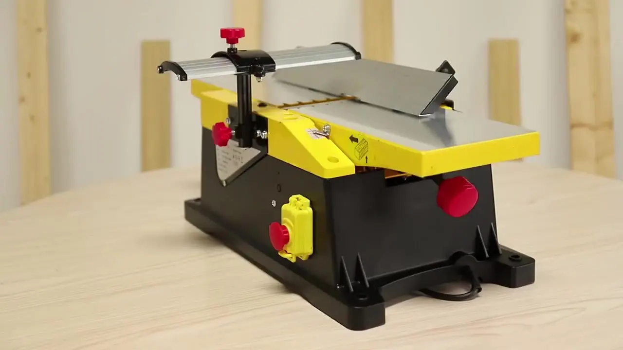 Portable household 6-inch 3mm small Workbench high-speed woodworking planing machine
Portable household 6-inch 3mm small Workbench high-speed woodworking planing machine