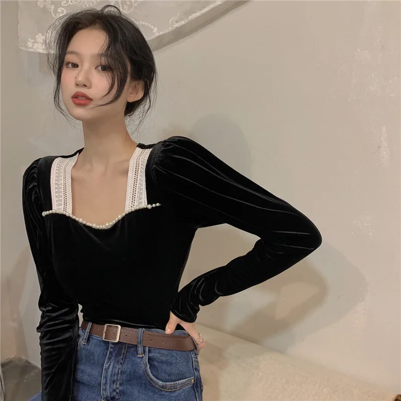 2020 New Vintage Panelled Patchwork Design Women Blouse Autumn Chic Beading Femme Blusas Sexy Square Collar Velvet Retro Shirts
2020 New Vintage Panelled Patchwork Design Women Blouse Autumn Chic Beading Femme Blusas Sexy Square Collar Velvet Retro Shirts