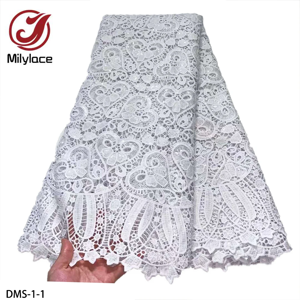 Good Looking African Prints Lace Fabric High Quality Soft Material Fabric for African Dress Women Lace Fabric 2020 DMS-1
Good Looking African Prints Lace Fabric High Quality Soft Material Fabric for African Dress Women Lace Fabric 2020 DMS-1