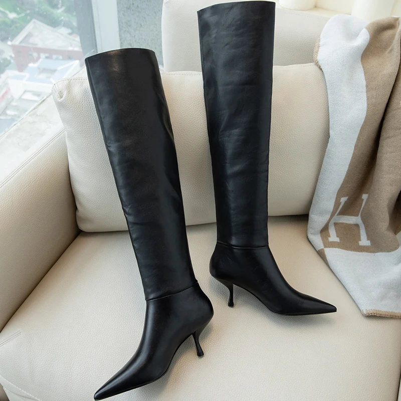 2020 Big size 33-43 fashion women boots stiletto heels pointed toe ladies shoes winter genuine leather knee high boots
2020 Big size 33-43 fashion women boots stiletto heels pointed toe ladies shoes winter genuine leather knee high boots