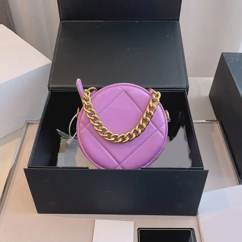 2021 autumn and winter new fashion simple and versatile round cake chain shoulder bag messenger bag storage bag
2021 autumn and winter new fashion simple and versatile round cake chain shoulder bag messenger bag storage bag