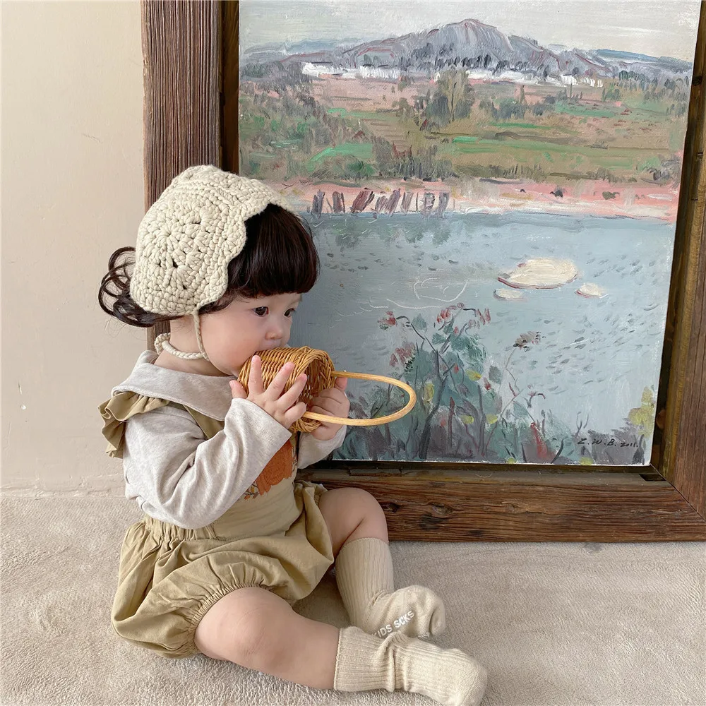 Spring Autumn Lnfants And Young Children Men And Women Baby Embroidery Flying Sleeve Straps Romper Doll Collar Bottoming Shirt
Spring Autumn Lnfants And Young Children Men And Women Baby Embroidery Flying Sleeve Straps Romper Doll Collar Bottoming Shirt