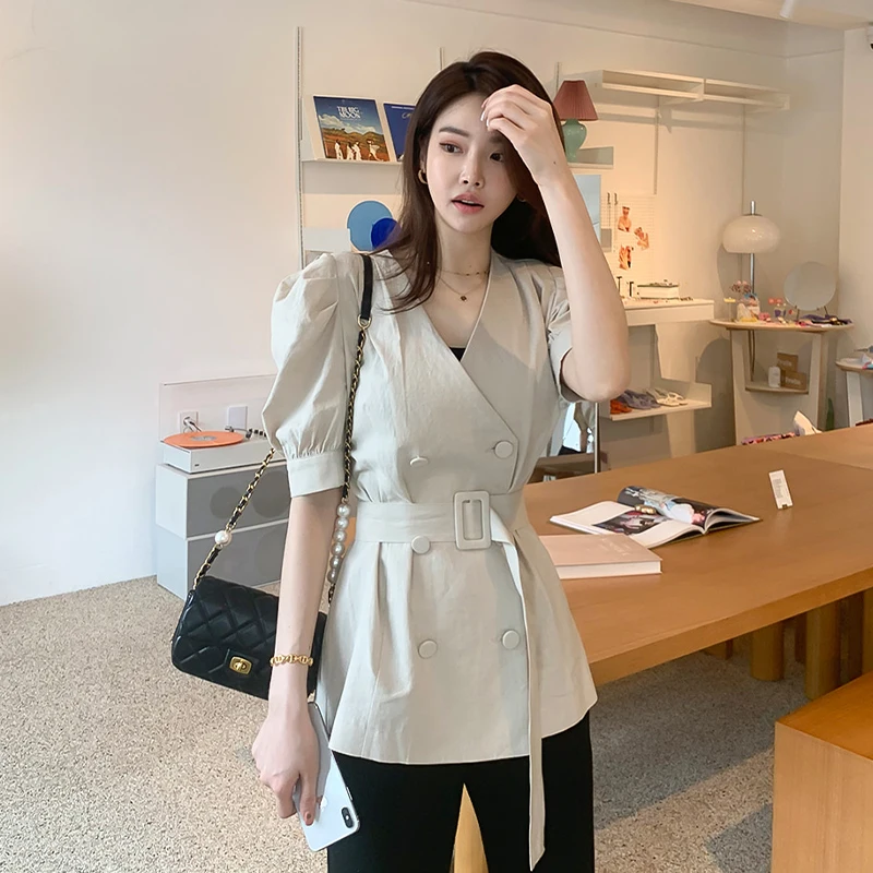 Elegant High Waist Summer Coats and Jackets Women Puff Sleeve Linen Double-breasted Coat Women Outerwear T3693
Elegant High Waist Summer Coats and Jackets Women Puff Sleeve Linen Double-breasted Coat Women Outerwear T3693
