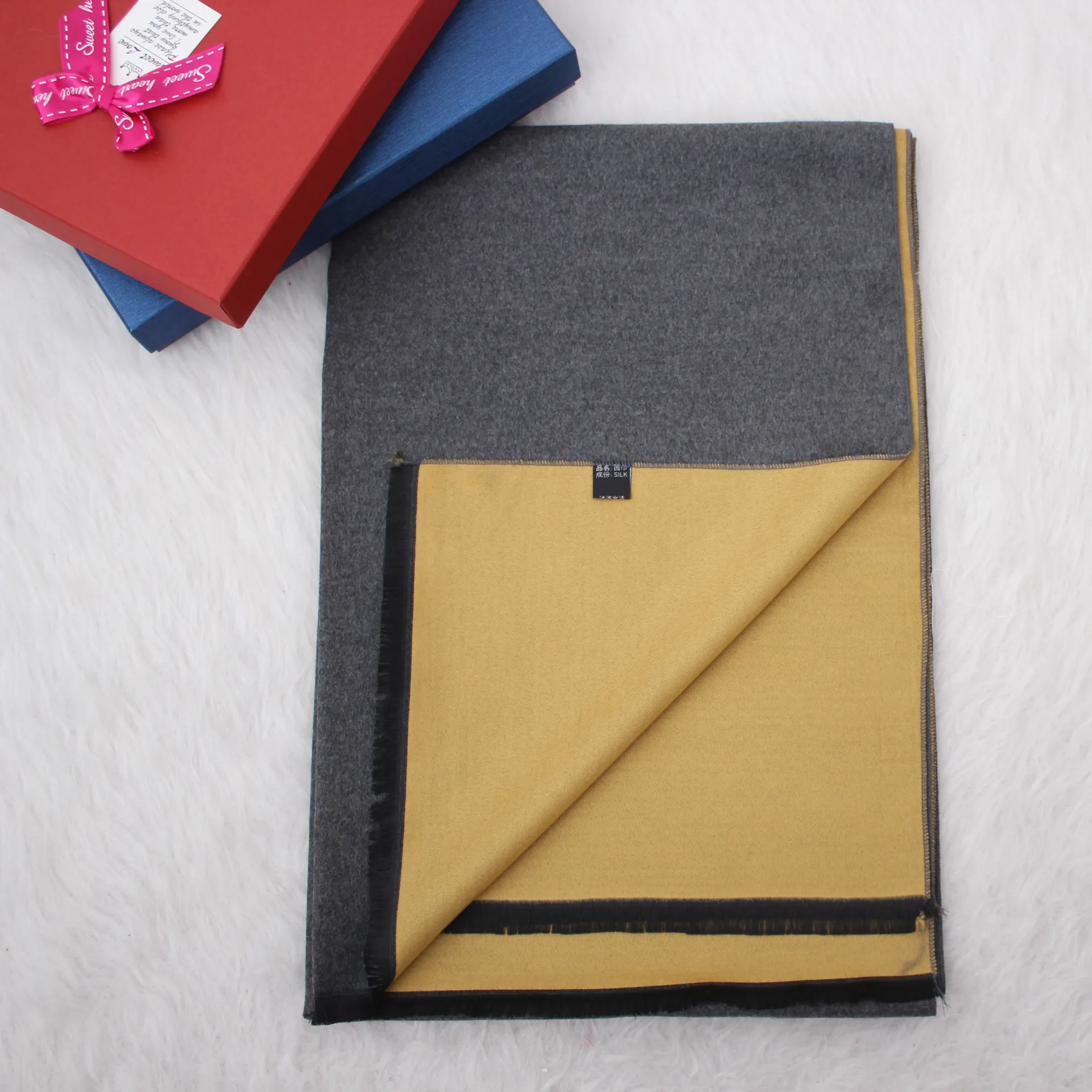 Winter 2019NewEuropean Cashmere-like Classic Fashion Pure Two-sided Two-color Scarf Couple Style,Warm Cashmere-like Scarf Female
Winter 2019NewEuropean Cashmere-like Classic Fashion Pure Two-sided Two-color Scarf Couple Style,Warm Cashmere-like Scarf Female