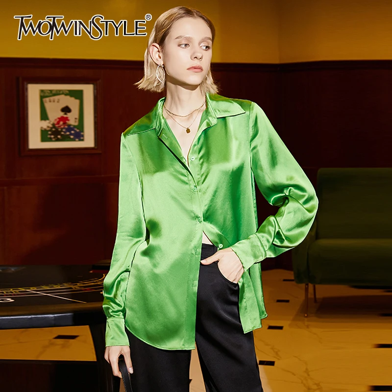 TWOTWINSTYLE Green Casual Loose Solid Temperament Shirt Female Lapel Long Sleeve Fashion Blouses For Women Autumn Style 2021 New
TWOTWINSTYLE Green Casual Loose Solid Temperament Shirt Female Lapel Long Sleeve Fashion Blouses For Women Autumn Style 2021 New