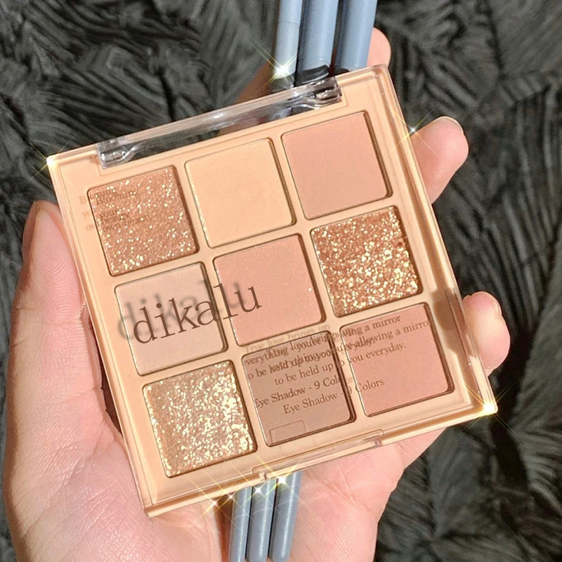 HOT 9 Color Nude Pressed Matte Glitter Eyeshadow Pallete Diamond Shimmer Glitter Eyeshadow Long Lasting Waterproof Eye Pigments
HOT 9 Color Nude Pressed Matte Glitter Eyeshadow Pallete Diamond Shimmer Glitter Eyeshadow Long Lasting Waterproof Eye Pigments