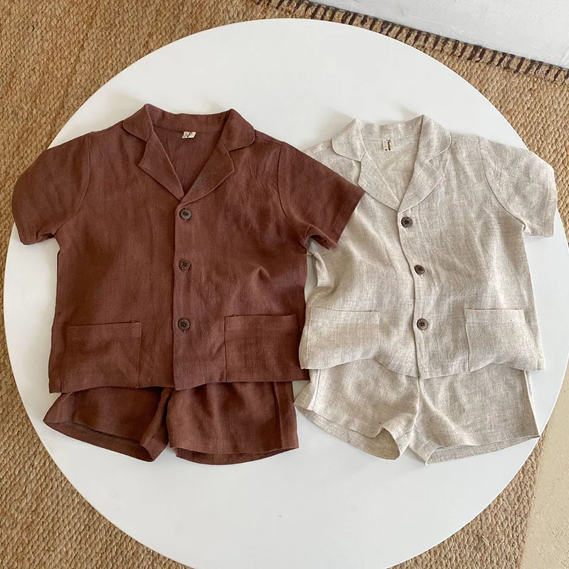 Korean Style Unisex Kids Clothes Set Boys And Girls Cotton Linen Short Sleeve t Shirts And Shorts 2pcs Suit
Korean Style Unisex Kids Clothes Set Boys And Girls Cotton Linen Short Sleeve t Shirts And Shorts 2pcs Suit
