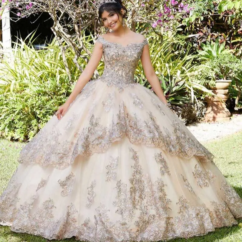 Light Blue Princess Quinceanera Dress 2022 Ball Off Shoulder Appliques Sequins Backless Sweet 16 Gown Vestidos De 15 Años
Light Blue Princess Quinceanera Dress 2022 Ball Off Shoulder Appliques Sequins Backless Sweet 16 Gown Vestidos De 15 Años