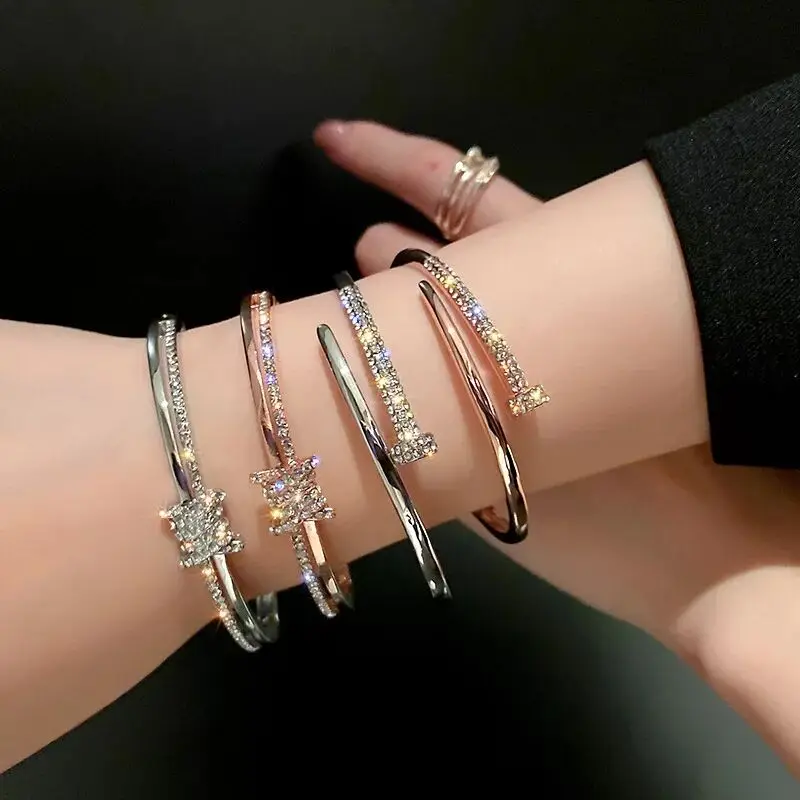 2021 new super flash diamond nail open bracelet female fashion personality exquisite bracelet
2021 new super flash diamond nail open bracelet female fashion personality exquisite bracelet