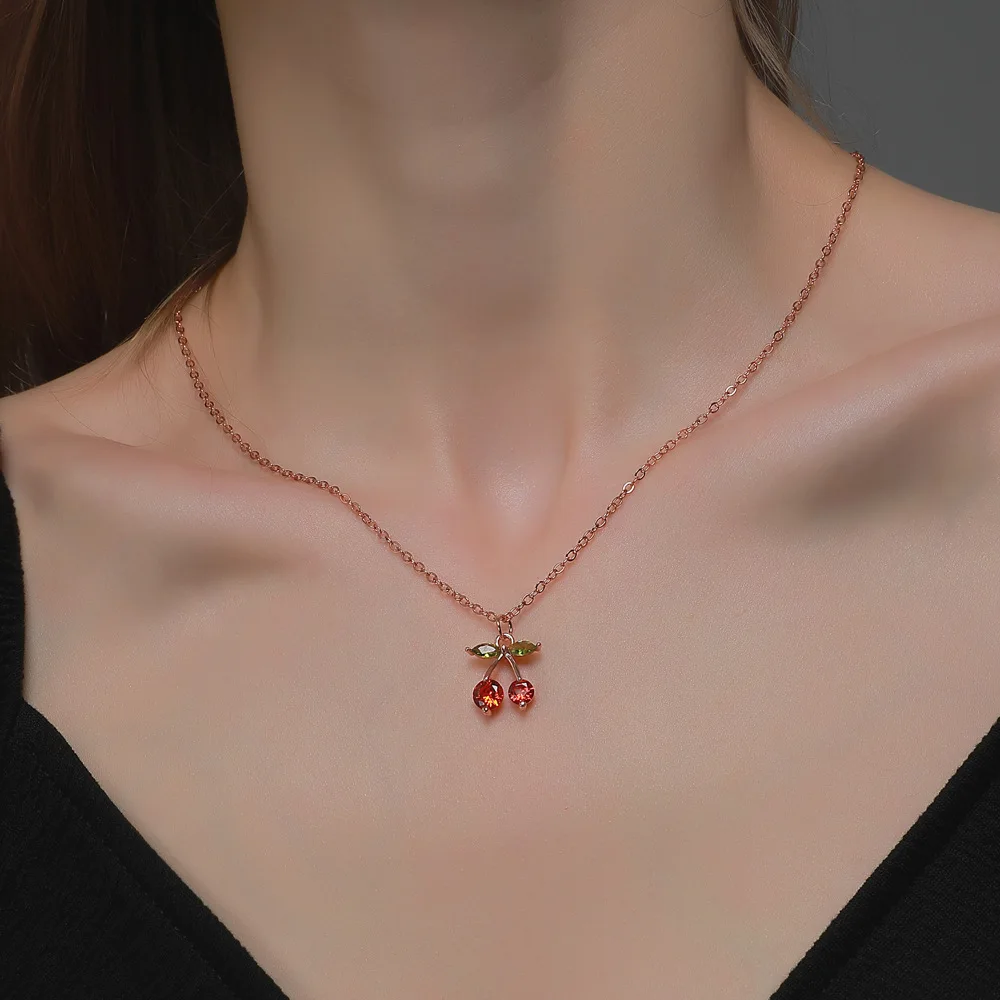 N11 European and American Jewelry Sweet Creative Cherry Pendant with Copper Zircon Fruit Necklace for Your Girlfriend Women
N11 European and American Jewelry Sweet Creative Cherry Pendant with Copper Zircon Fruit Necklace for Your Girlfriend Women