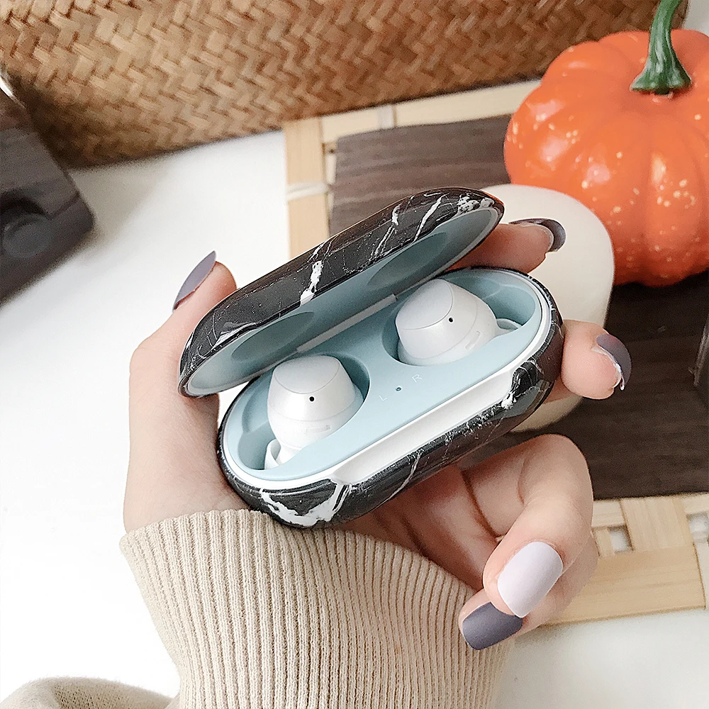 Marble Pattern Earphone Case For Samsung Galaxy Buds + Glossy Dust Guard Hard Earphones For Galaxy Buds Wireless Bluetooth Cover
Marble Pattern Earphone Case For Samsung Galaxy Buds + Glossy Dust Guard Hard Earphones For Galaxy Buds Wireless Bluetooth Cover