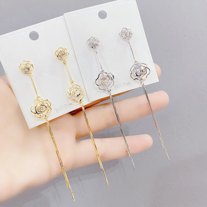 Wholesale Sterling Silvers Post Korean Fashion Tassel Hanging Women Girl Lady Trendy Rose Ear String Earring Jewelry Gift
Wholesale Sterling Silvers Post Korean Fashion Tassel Hanging Women Girl Lady Trendy Rose Ear String Earring Jewelry Gift