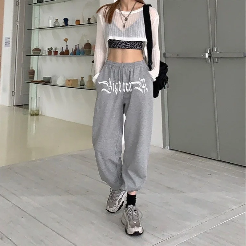 Hip Hop Sweatpans Women Summer Fashion 2021 Korean Style Joggers Women Print Streetwear High Waist Loose Gray Pants
Hip Hop Sweatpans Women Summer Fashion 2021 Korean Style Joggers Women Print Streetwear High Waist Loose Gray Pants