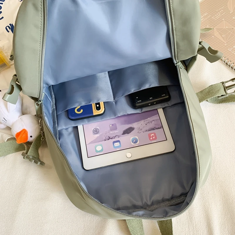 DCIMOR New Solid Color Women Backpack Female Multi-pocket Waterproof Nylon Travel Bag High quality Schoolbag for College Girls
DCIMOR New Solid Color Women Backpack Female Multi-pocket Waterproof Nylon Travel Bag High quality Schoolbag for College Girls