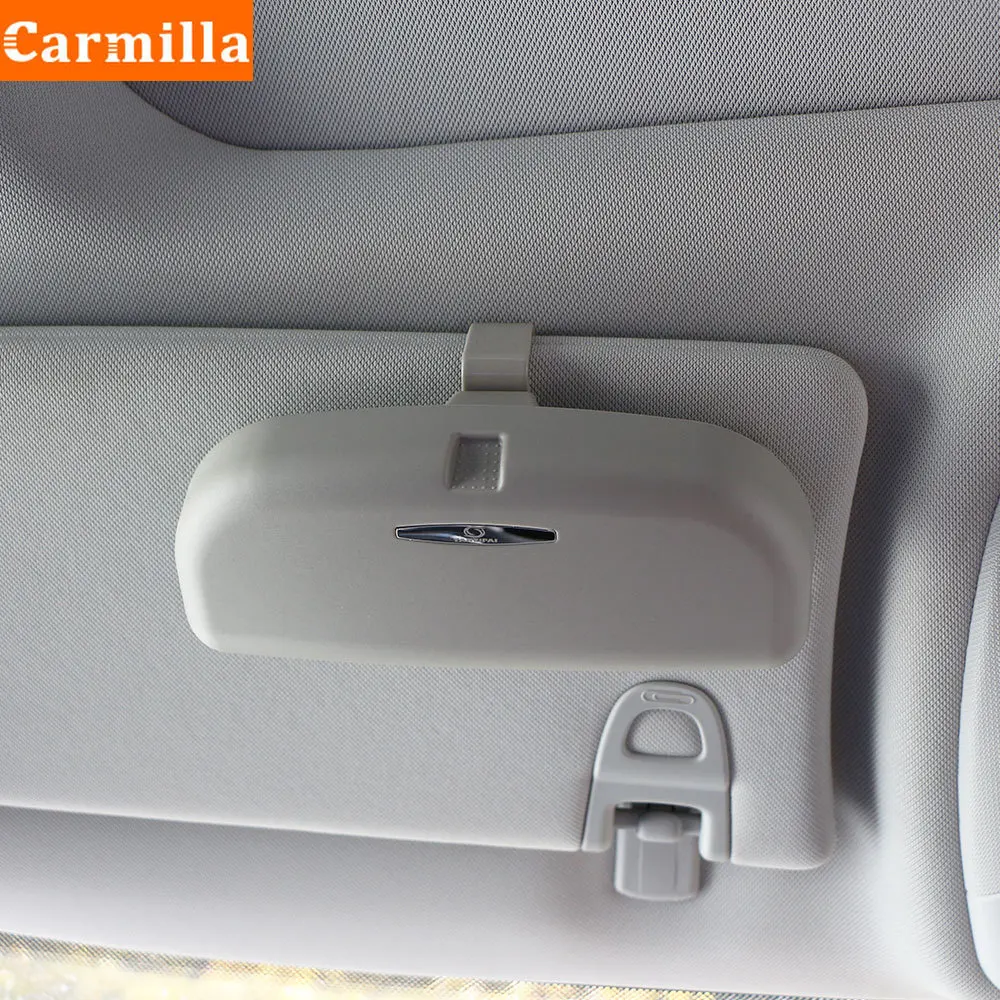 Carmilla Car Glasses Storage Holder Case for Toyota CHR Camry Crown Hilux Rav 4 Corolla Prado Yaris Supra Fortuner Highlander
Carmilla Car Glasses Storage Holder Case for Toyota CHR Camry Crown Hilux Rav 4 Corolla Prado Yaris Supra Fortuner Highlander