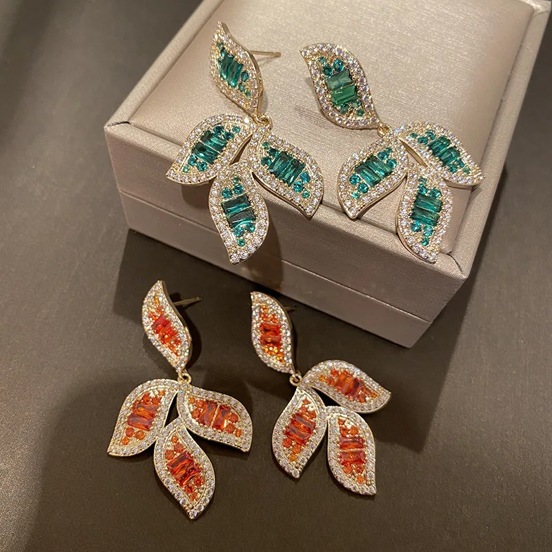 Fashion Earrings For Women Colored Zircon Earring Vintage Jewelry Gift To Girlfriend Holiday Gifts Modern Women's Earrings 2021
Fashion Earrings For Women Colored Zircon Earring Vintage Jewelry Gift To Girlfriend Holiday Gifts Modern Women's Earrings 2021