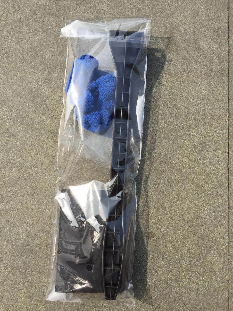 Car Window Cleaner Brush Kit Car Dust Collector Car Front Glass Cleaning Brush Home Car Dual-purpose multifunction Cleaning Wipe
Car Window Cleaner Brush Kit Car Dust Collector Car Front Glass Cleaning Brush Home Car Dual-purpose multifunction Cleaning Wipe