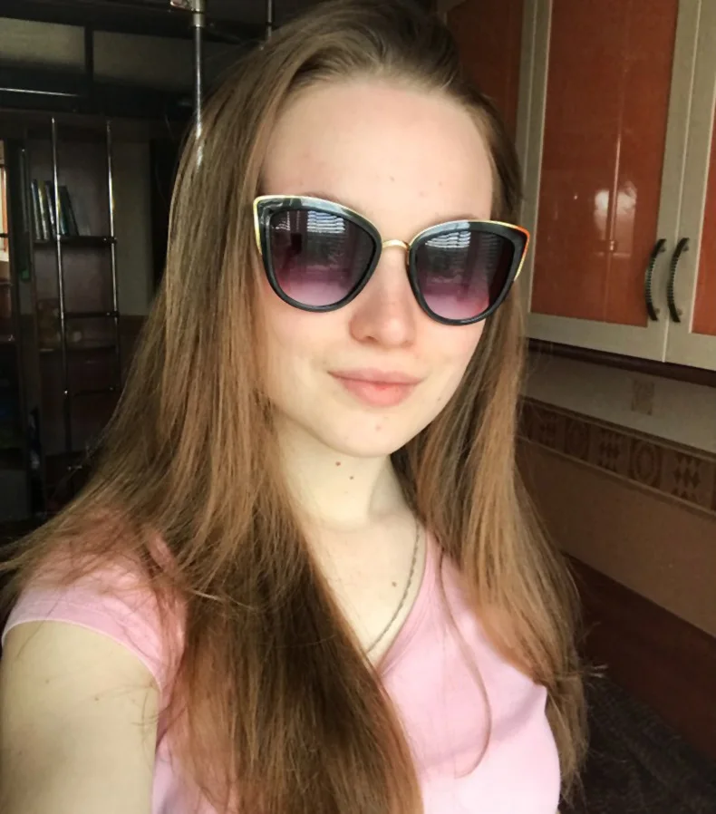 Cateye Designer Sunglasses Women 2021 High Quality Retro Sunglasses Women Square Glasses WomenMen Luxury Oculos De Sol Uv400 
Cateye Designer Sunglasses Women 2021 High Quality Retro Sunglasses Women Square Glasses WomenMen Luxury Oculos De Sol Uv400