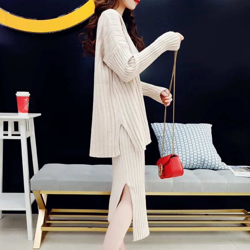 Women Suits Clothing Knitted Mid-Calf Long Sleeve Strap Dress and Cardigan 2 Piece Set Female Outfits Knit Sweat Suit Set
Women Suits Clothing Knitted Mid-Calf Long Sleeve Strap Dress and Cardigan 2 Piece Set Female Outfits Knit Sweat Suit Set