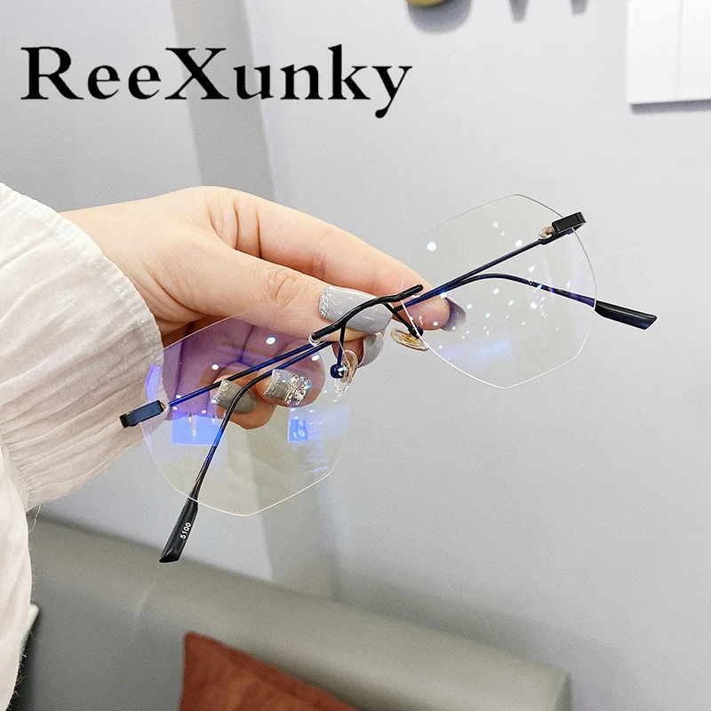 Vintage Brand Designer Anti Blue Light Glasses Women Fashion Ins Rimless Gaming Glasses Men Ultralight Anti Eyestrain Eyewear 
Vintage Brand Designer Anti Blue Light Glasses Women Fashion Ins Rimless Gaming Glasses Men Ultralight Anti Eyestrain Eyewear