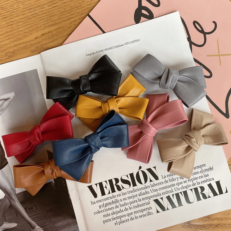 PU Leather Cross Bow Hair Pins Accessories for Tail Holder 2020 Fashion Exquisite Warm Elegant Women Synthetic Leather Adult 23g
PU Leather Cross Bow Hair Pins Accessories for Tail Holder 2020 Fashion Exquisite Warm Elegant Women Synthetic Leather Adult 23g