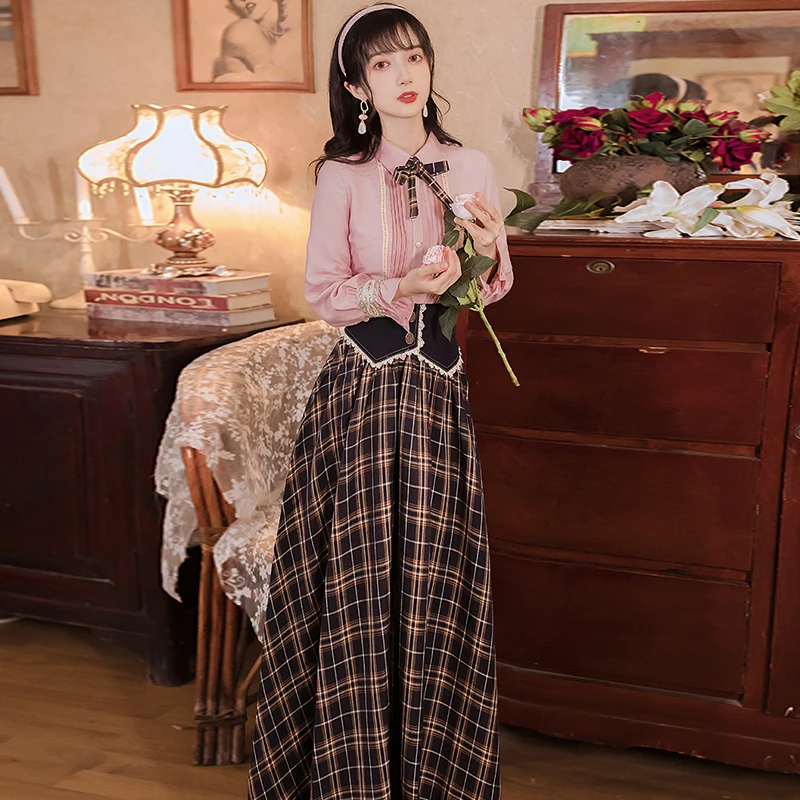 Plaid Eetro Corduroy Skirt Two-piece Dress Suit Skirt Elegant French Literary Autumn Women Original Design Bow Full England
Plaid Eetro Corduroy Skirt Two-piece Dress Suit Skirt Elegant French Literary Autumn Women Original Design Bow Full England