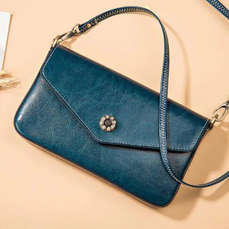 New Women Leather Luxury Shoulder Fashion Handbags Ladies Crossbody Bag For Women 2020 Small Casual Tote Sac Bolsa Femini
New Women Leather Luxury Shoulder Fashion Handbags Ladies Crossbody Bag For Women 2020 Small Casual Tote Sac Bolsa Femini