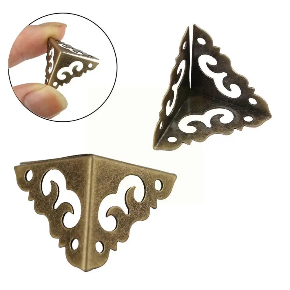20mm Side Length Iron Cover Corner Protector Auspicious Packaging Iron Box Wooden Angle Code Cloud Protection Decoration Co C9I6
20mm Side Length Iron Cover Corner Protector Auspicious Packaging Iron Box Wooden Angle Code Cloud Protection Decoration Co C9I6
