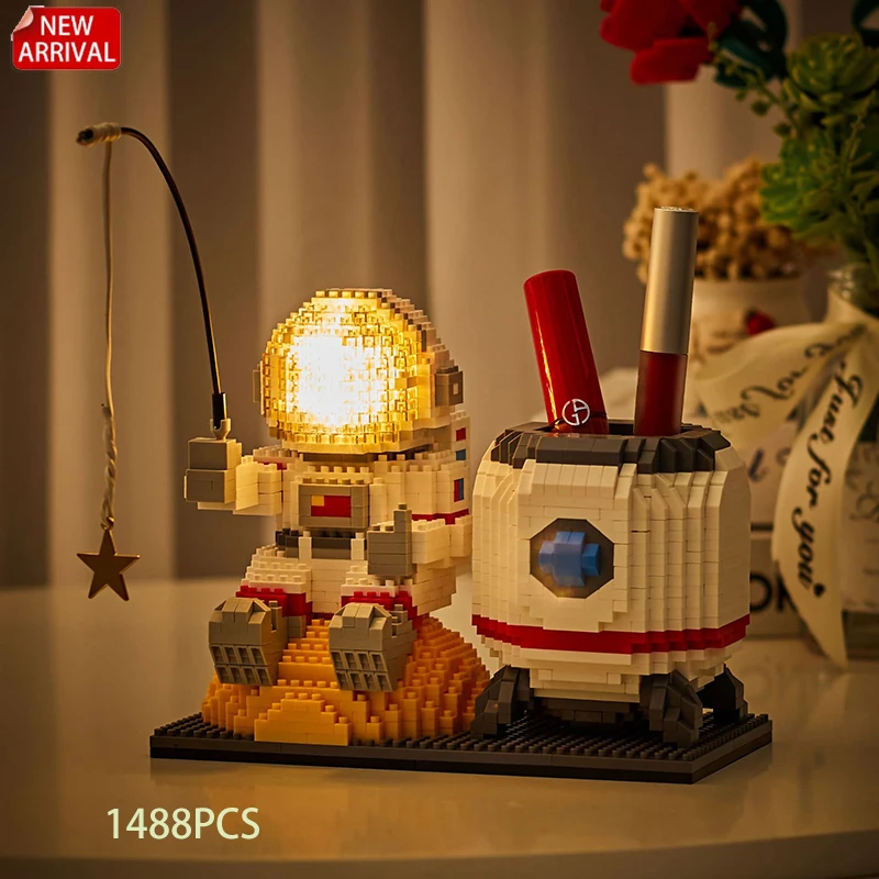 1488 PCS Aerospace Astronaut Electronic Building Blocks Brush Pot Compatible MOC DIY Blocks Toys for Children Friend Gifts Light
1488 PCS Aerospace Astronaut Electronic Building Blocks Brush Pot Compatible MOC DIY Blocks Toys for Children Friend Gifts Light