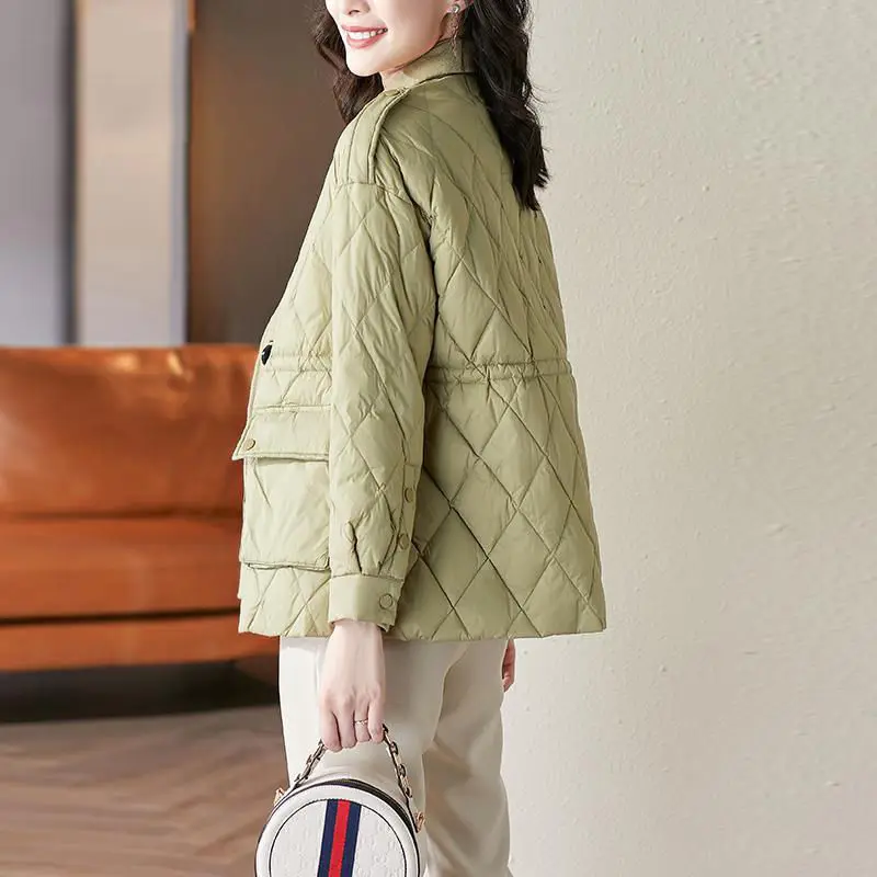 2021 Fashion Suit Collar Stitching Double-breasted Coat New Women's Autumn and Winter Temperament Lightweight Cotton Jacket N012
2021 Fashion Suit Collar Stitching Double-breasted Coat New Women's Autumn and Winter Temperament Lightweight Cotton Jacket N012
