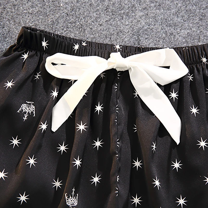 KATABABY France Women Simple Style Short Sleeve Pajamas Summer Ice Silk Donna Shorts Suit Print Pyjamas Homewear Loungewear
KATABABY France Women Simple Style Short Sleeve Pajamas Summer Ice Silk Donna Shorts Suit Print Pyjamas Homewear Loungewear