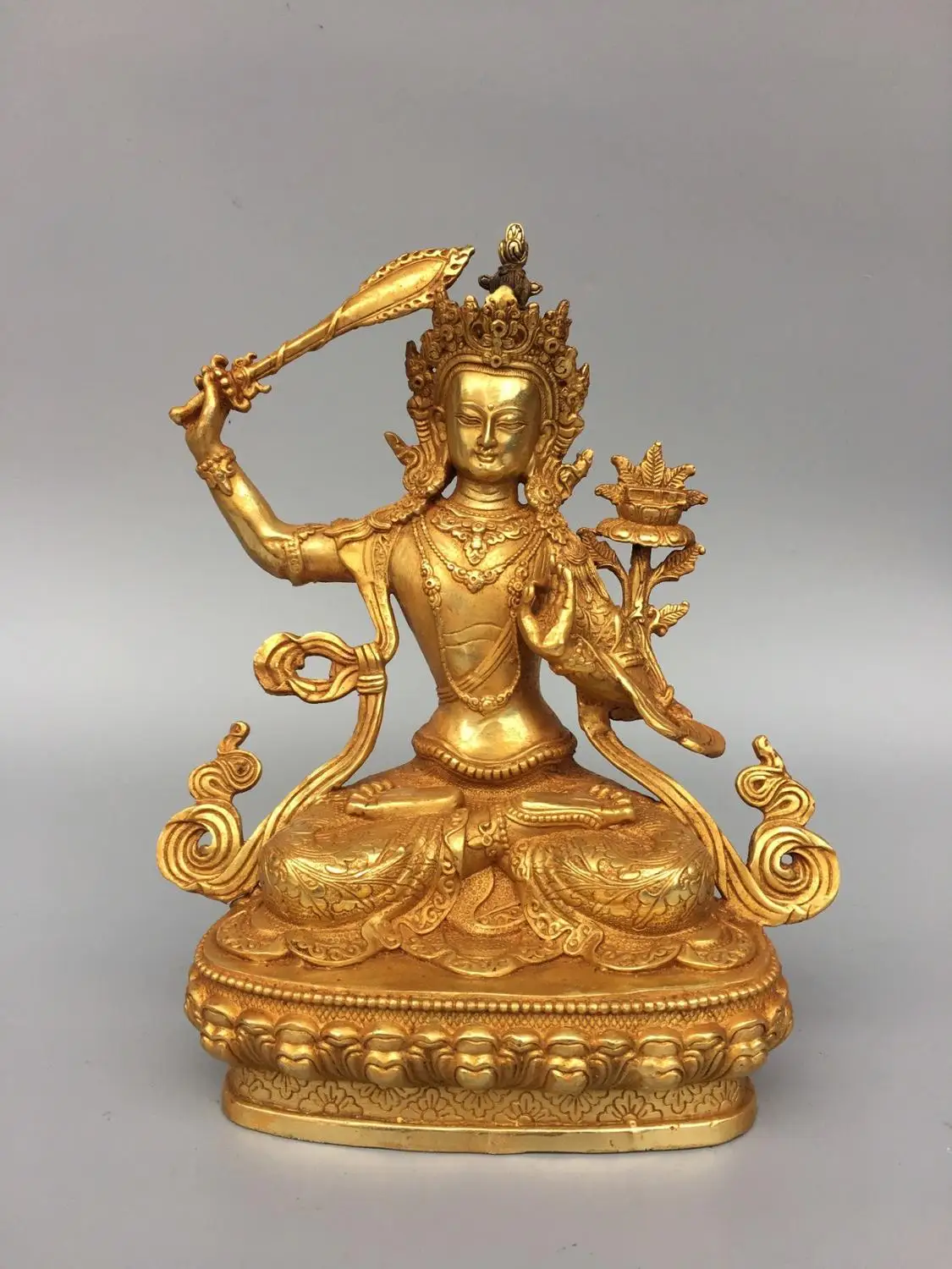 Home Decor 9" Tibet Buddhism Temple Old Bronze Gilt Manjushri Buddha Statue Raise sword bodhisattva statue Amitabha
Home Decor 9" Tibet Buddhism Temple Old Bronze Gilt Manjushri Buddha Statue Raise sword bodhisattva statue Amitabha